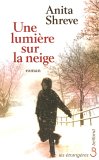 Une lumière sur la neige
